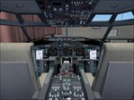 737_experience_flight_deck.jpg